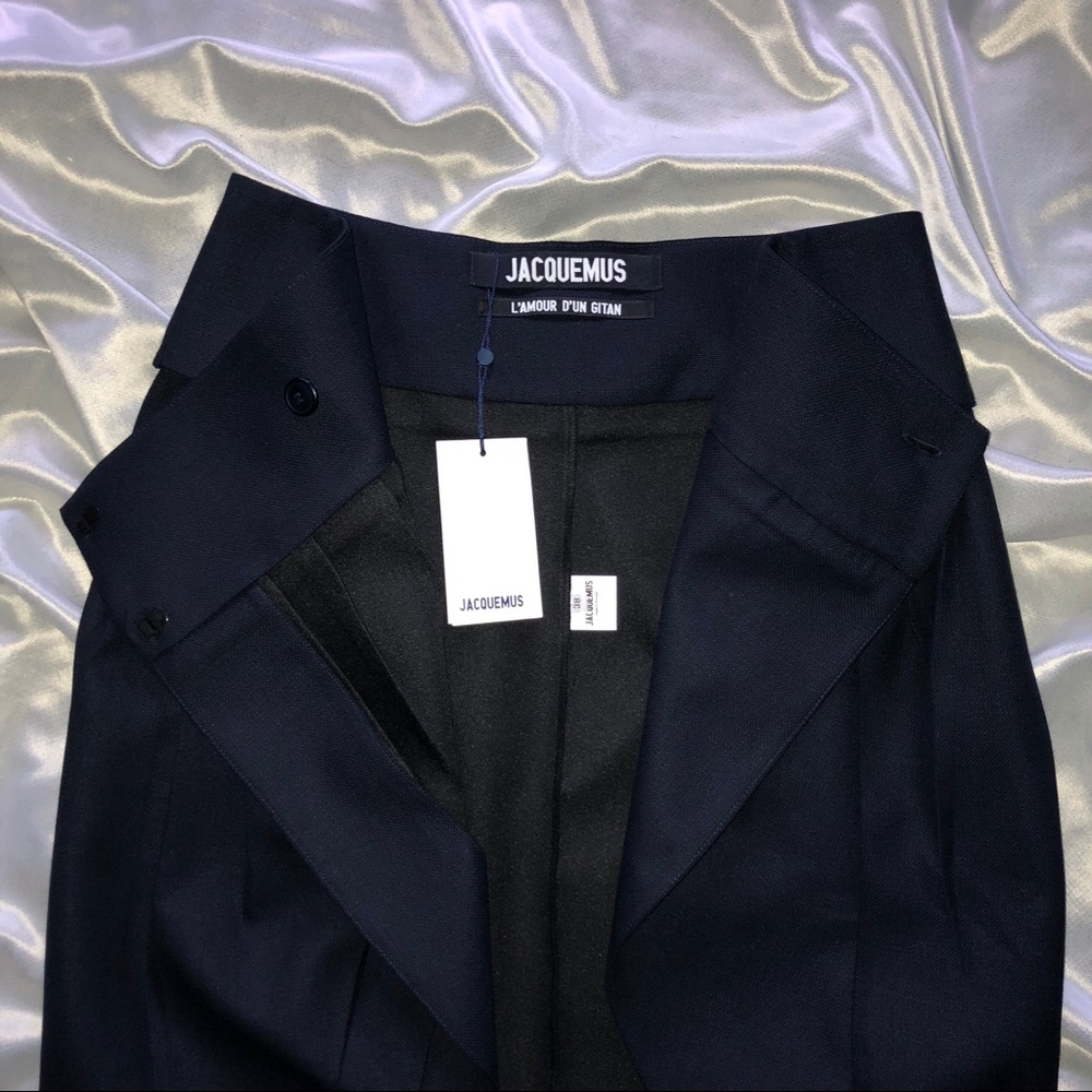 JACQUEMUS FW’17 Collection Skirt - Picture 4 of 8